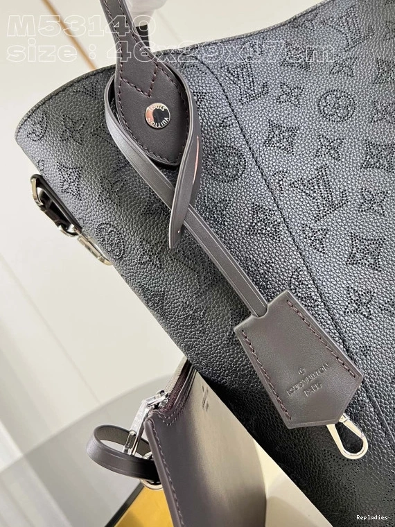 Cheap LOUIS x VUITTON 17CM HINA-46 29.5 x 0822